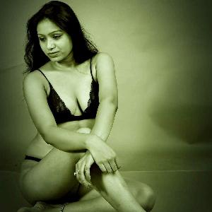 Jui Lahiri Hot_15.jpg